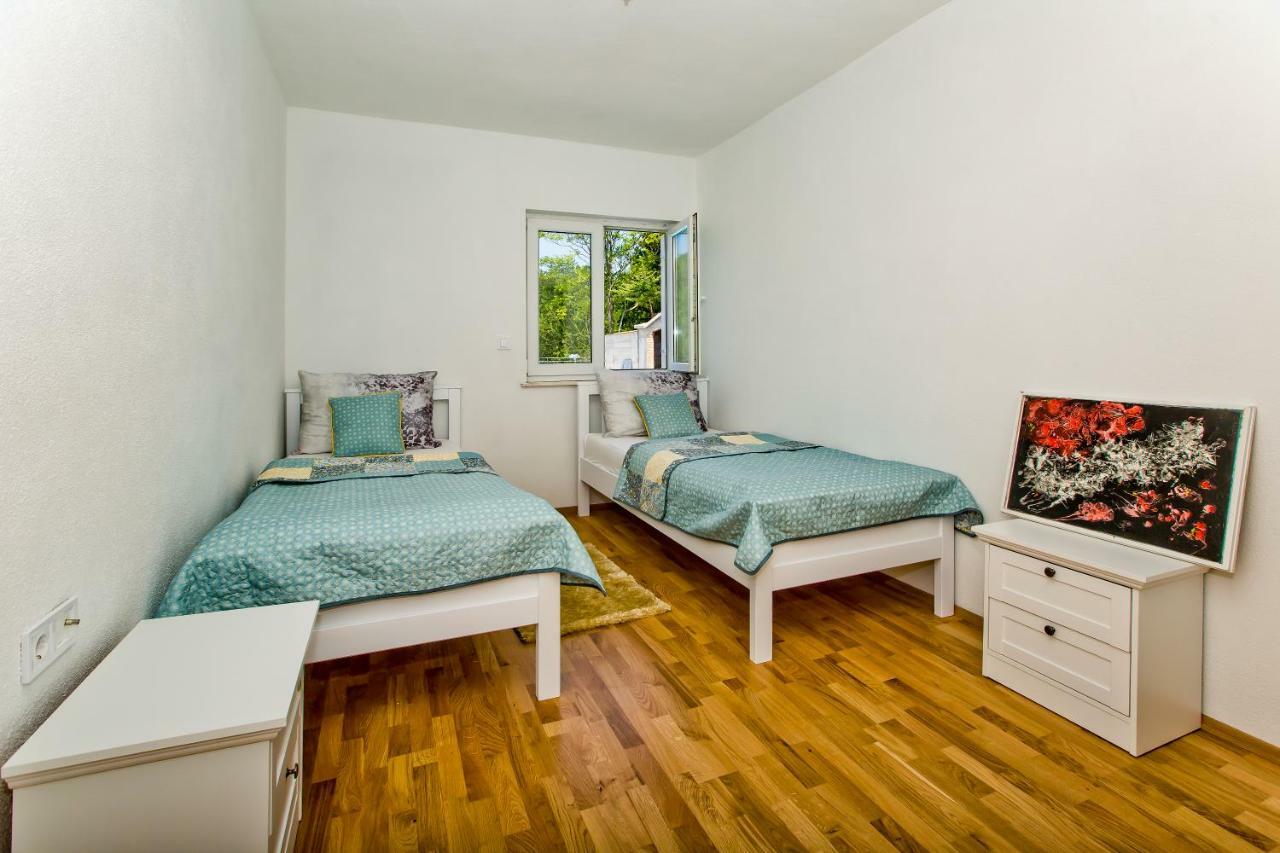 Forest House Silva Hrvace Экстерьер фото